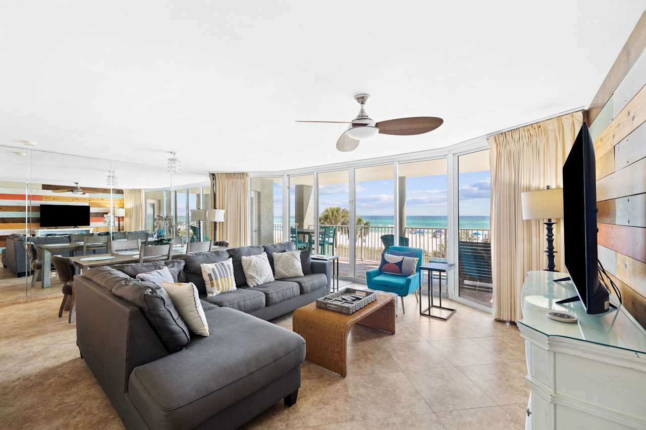 Long Beach 4-103 (SOLD)