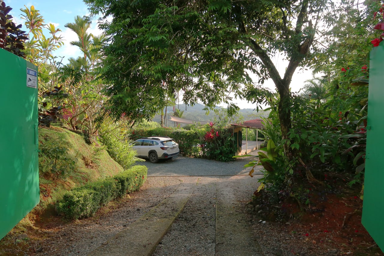 Casa Puesta Del Sol, Front Ridge Ocean View Home in Ojochal