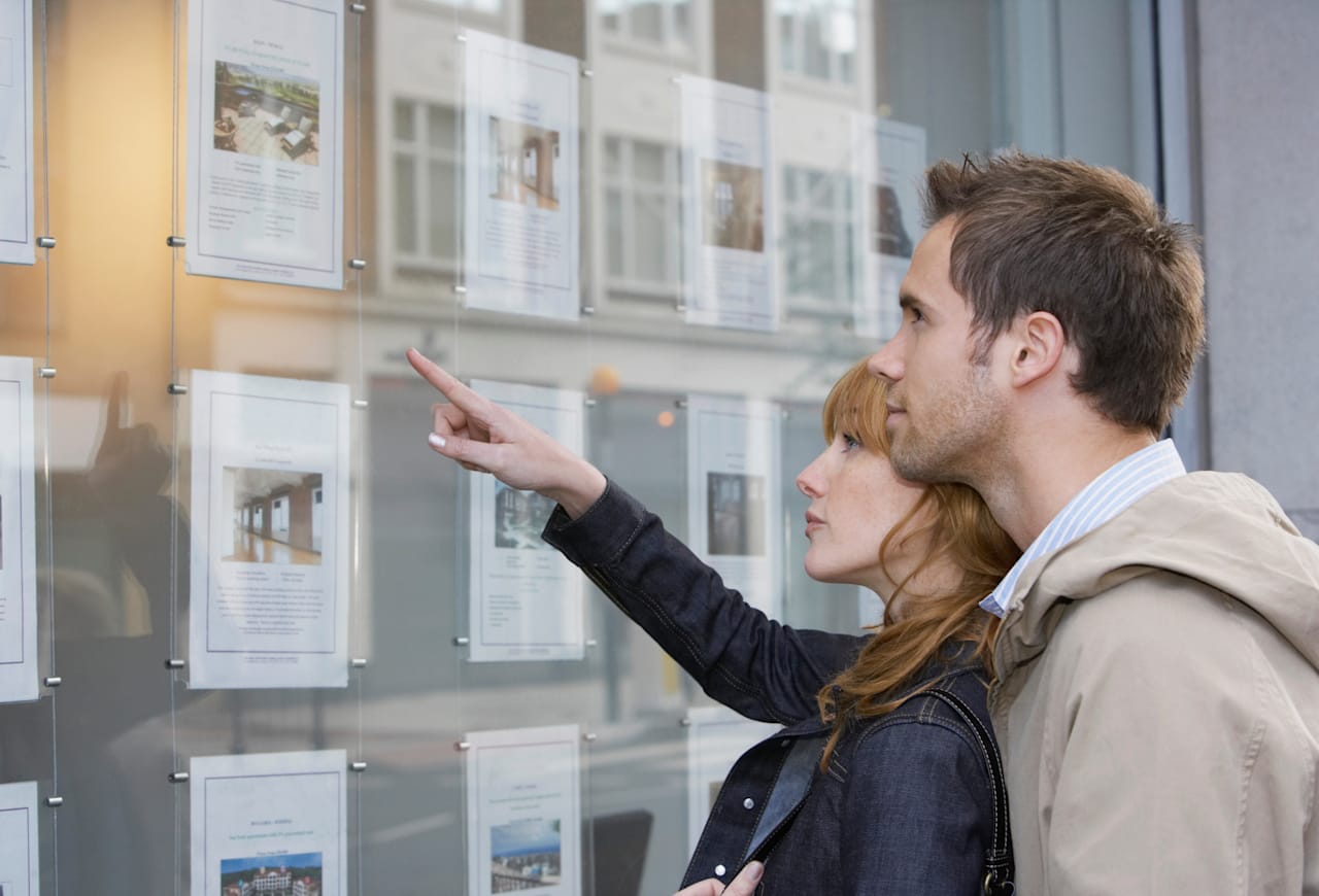 How To Get Into The Toronto Housing Market
