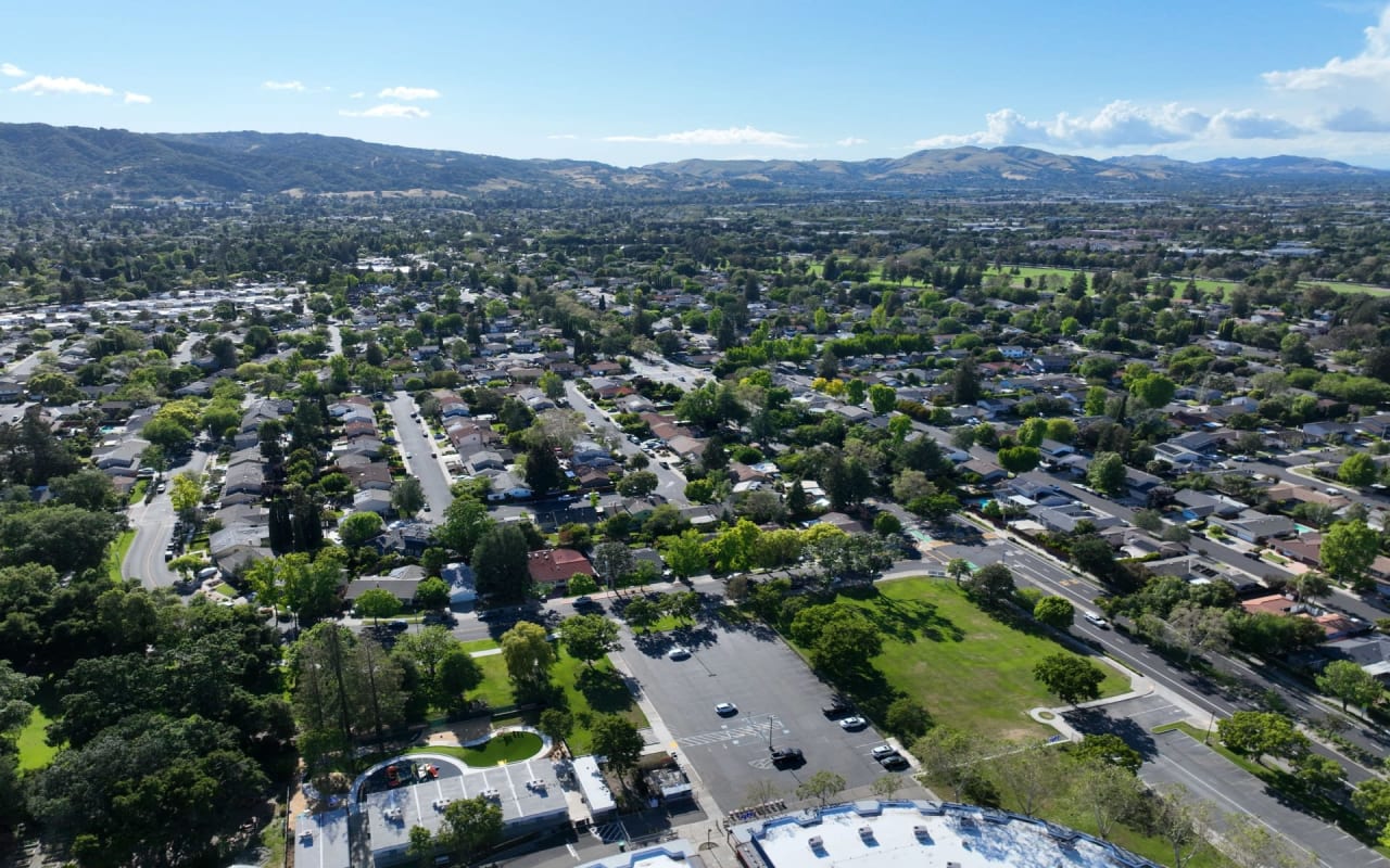 Pleasanton  Neighborhood Guide