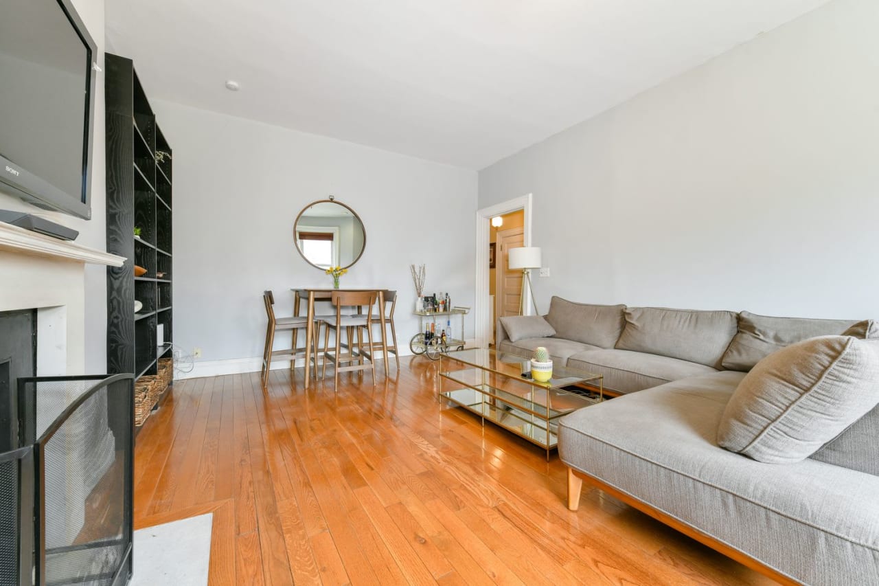 1056 Beacon St: #5