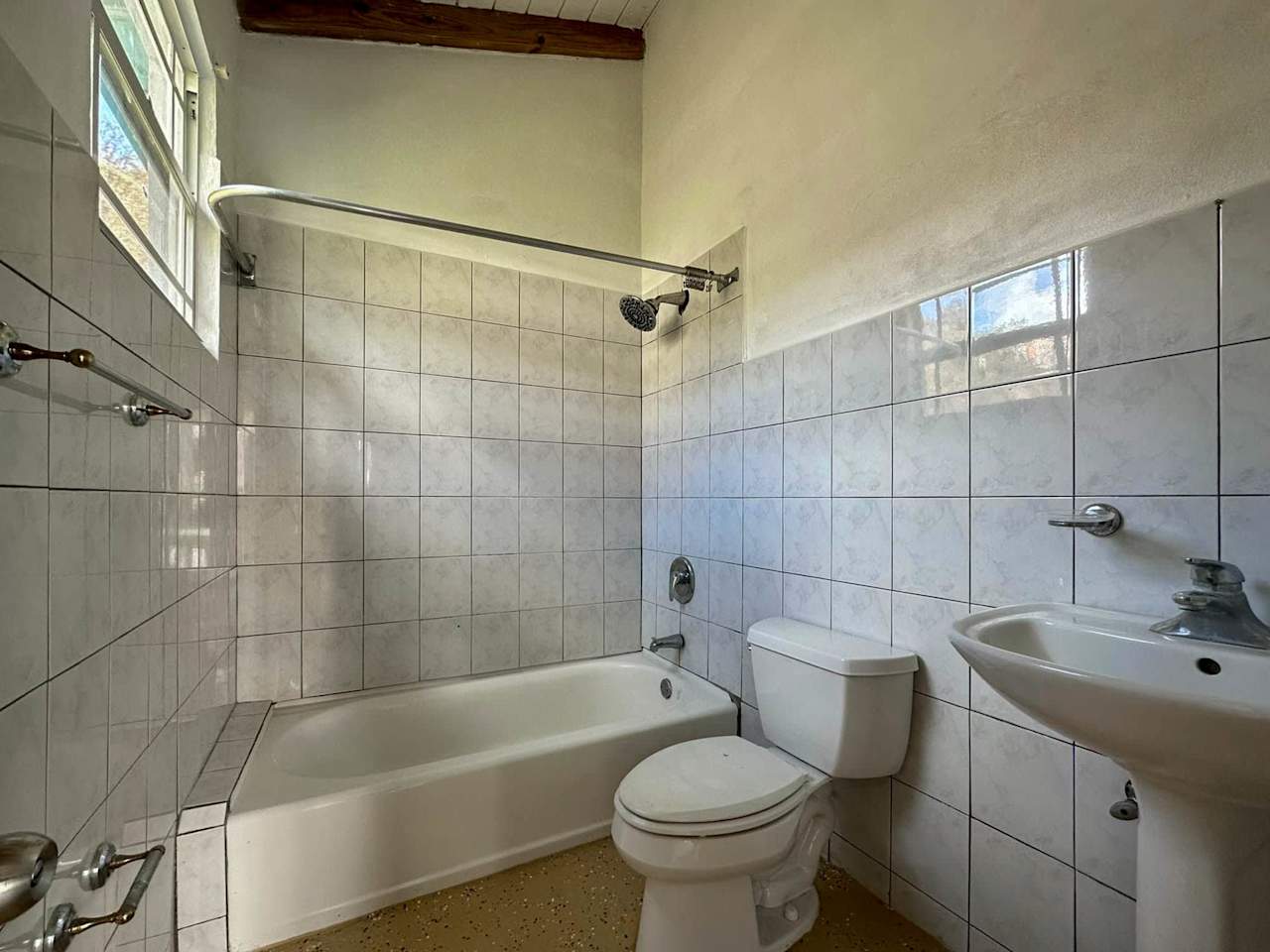 198 Parham Town Four Bedroom Apartment Luxury Properties BVI