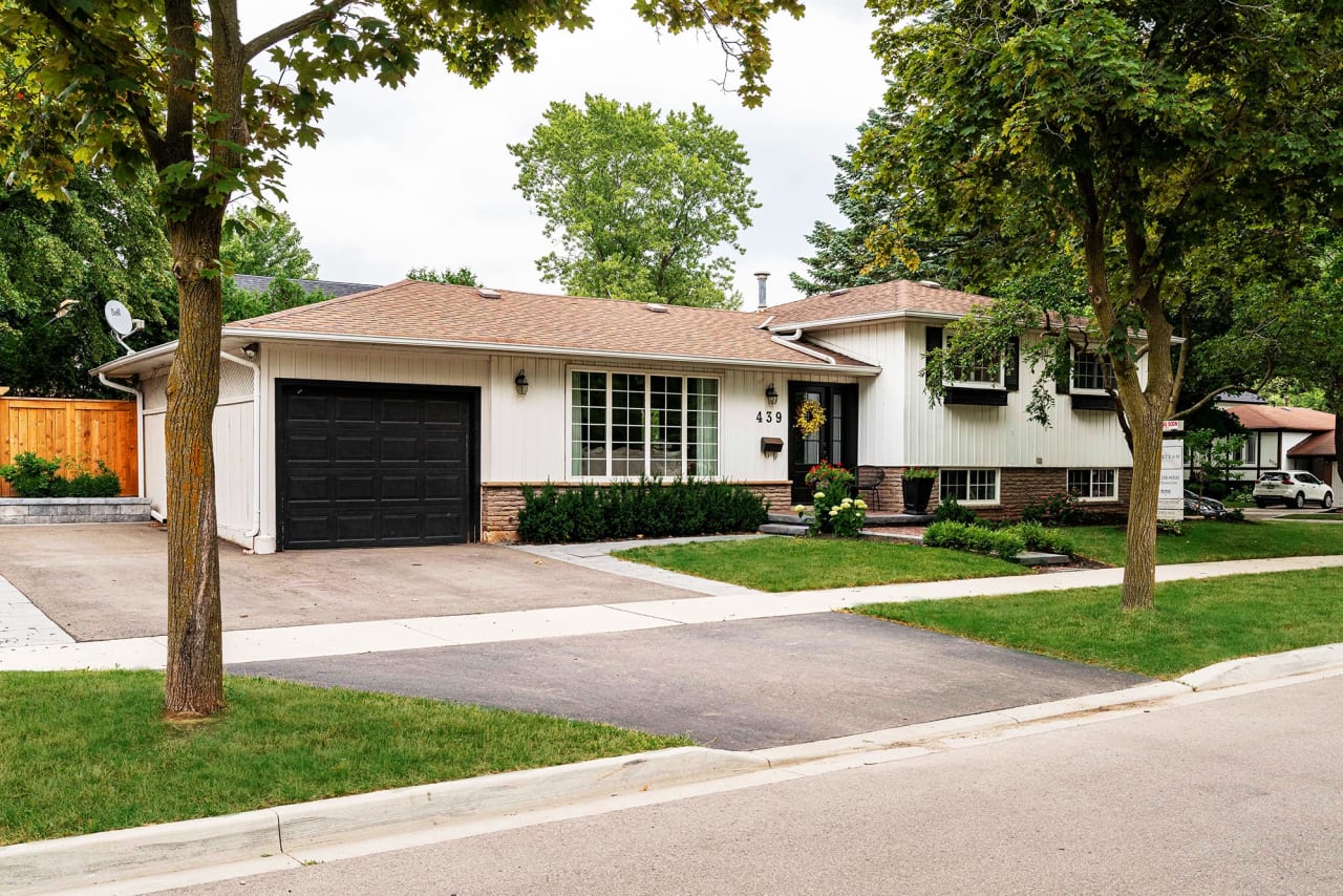 Old Oakville Detached Home439 Caesar Ave