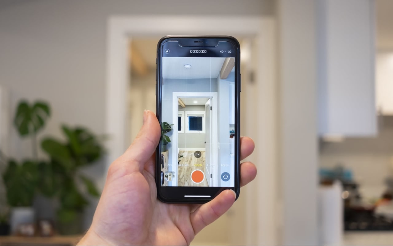 The Role of Virtual Tours in Selling Your Ultra-Luxury Property