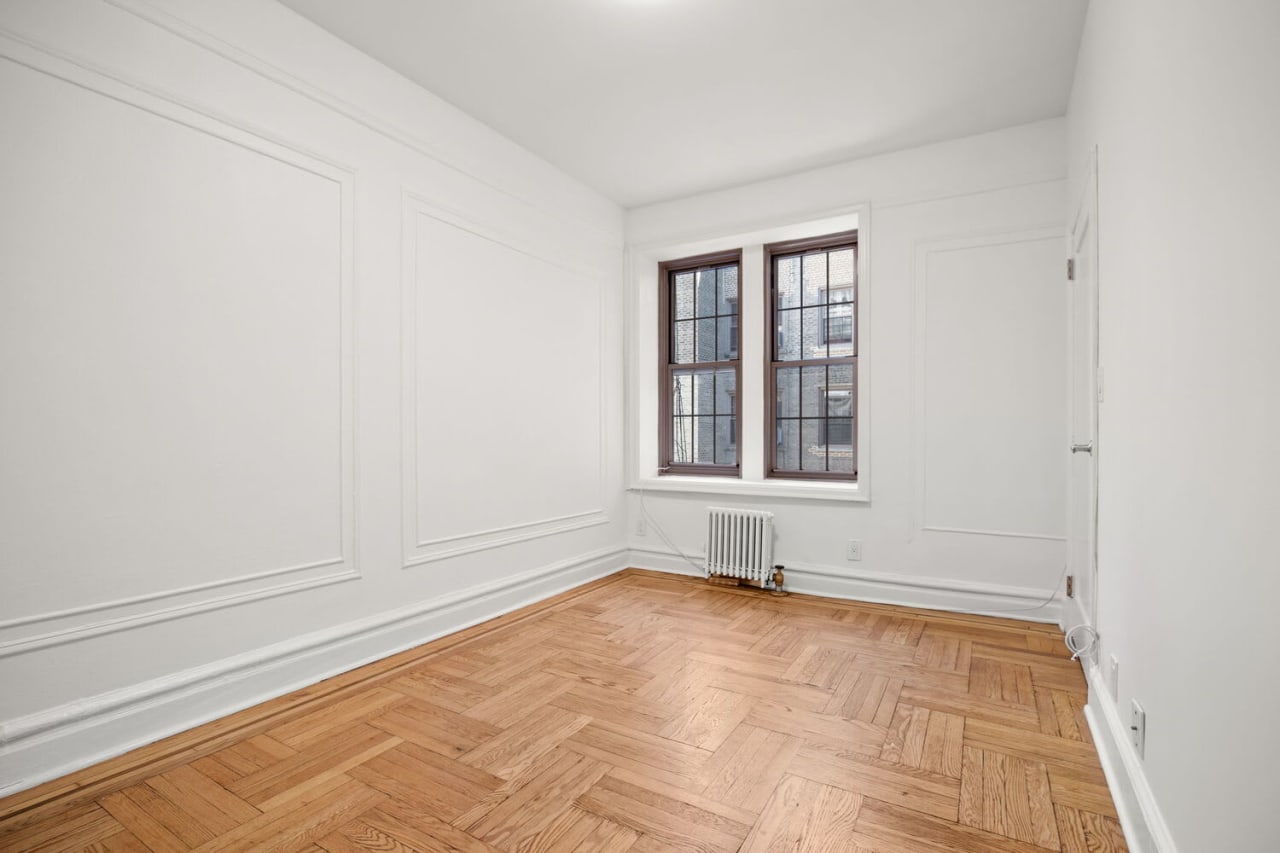 1100 Grand Concourse, #4D