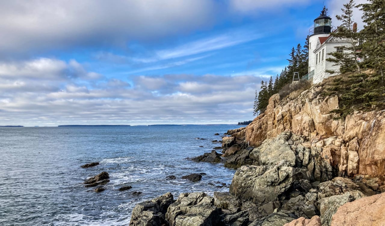 Maine Tops the 2023 List for Most Popular U.S. Moving Destination