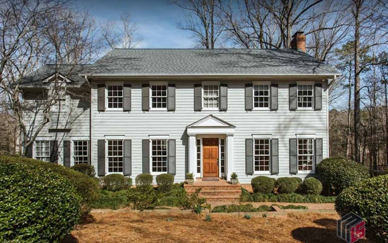 Top Local Luxury Real Estate Agent, Real Estate Buyers & Sales Broker