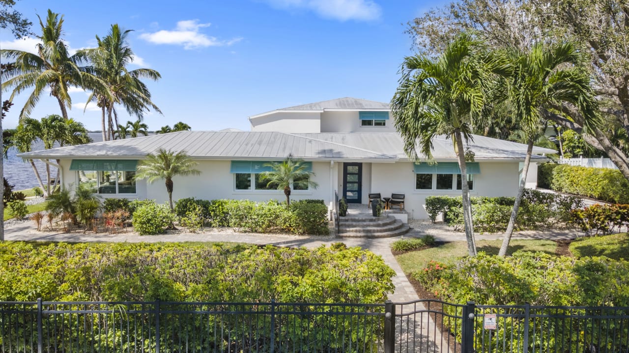 Riverfront Gem 1209 Coconut Drive Fort Myers FL 33901