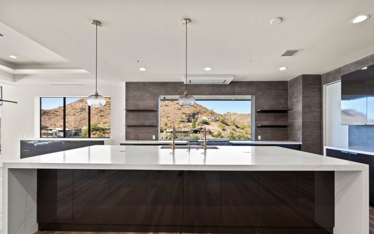 7043 N Longlook Road, Paradise Valley, AZ