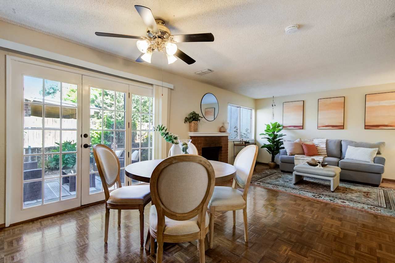 Jenny Rosas Kinship Real Estate