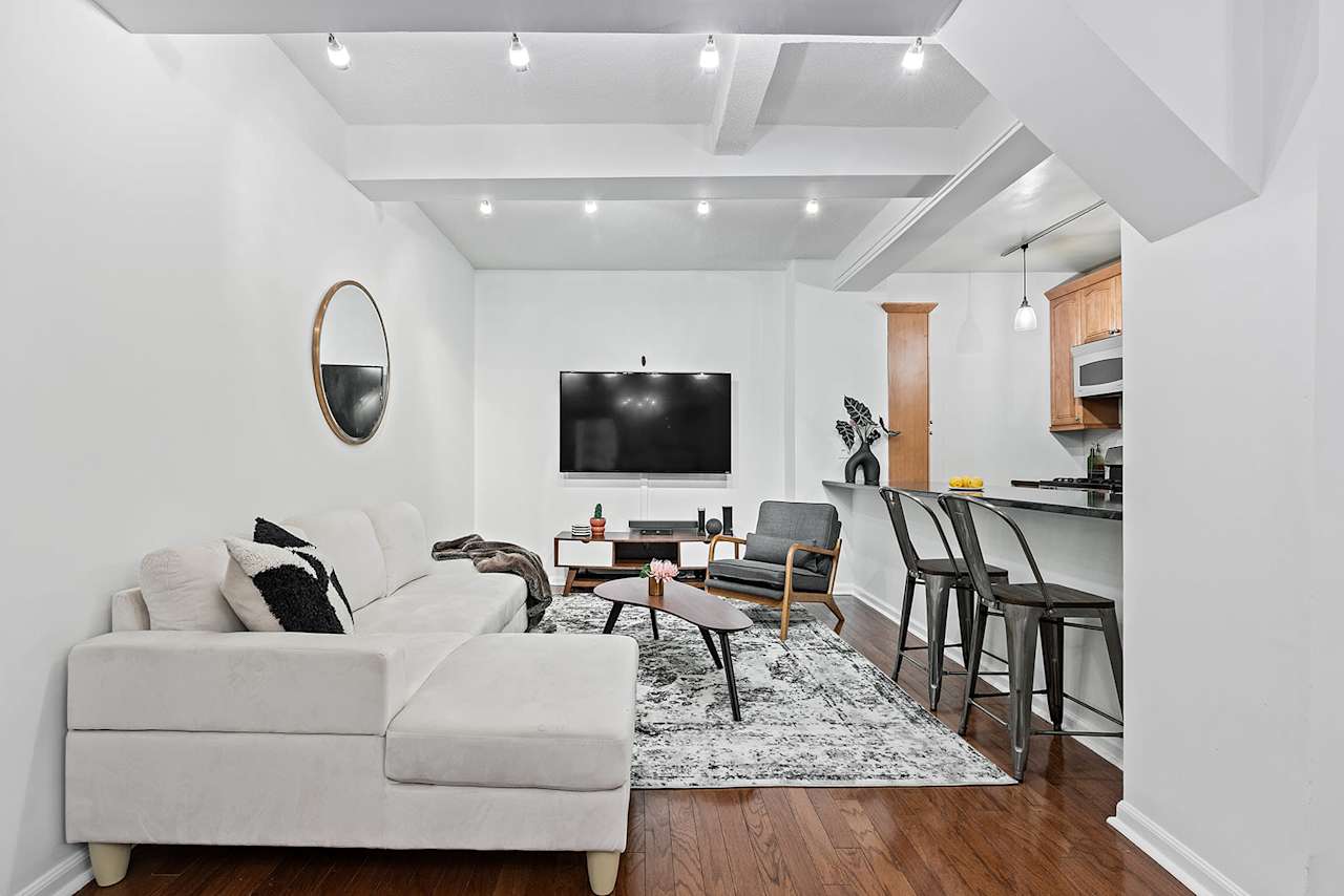 carlin-wright-new-york-city-luxury-real-estate-agent