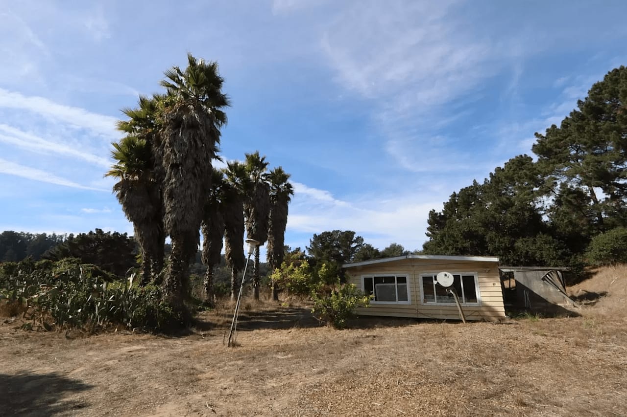 417 Maher Rd, Royal Oaks, CA 95076