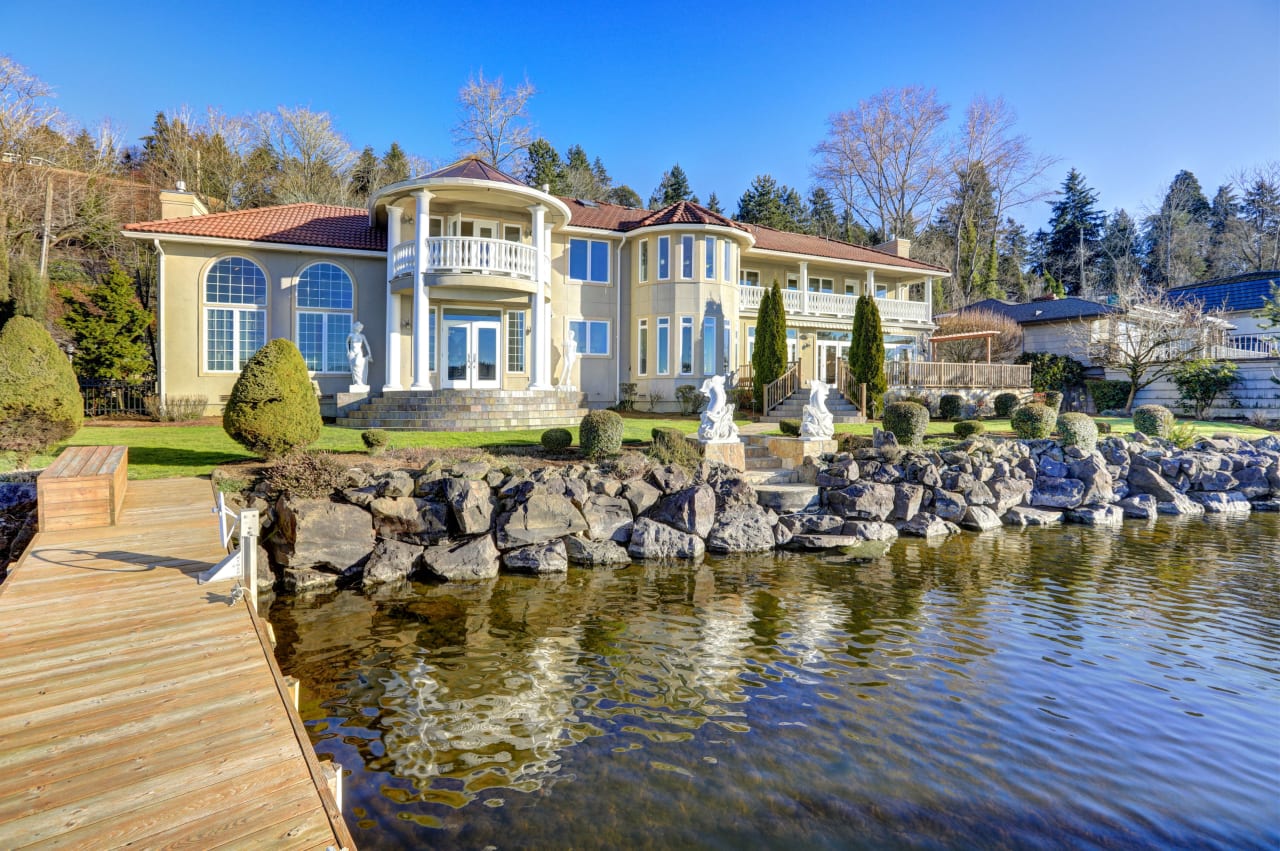 Waterfront Homes