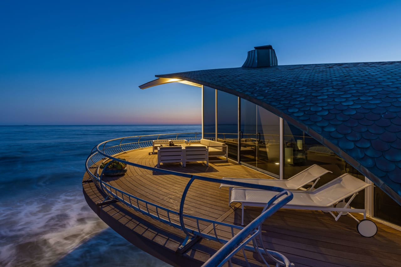 Wave House, malibu