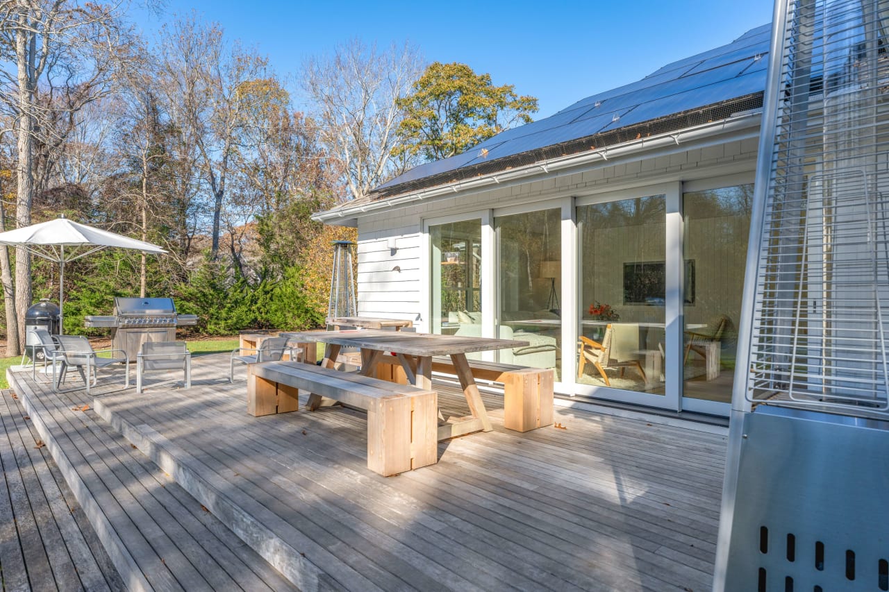 Recently Renovated Sag Harbor Beach House Mala Sander + Team