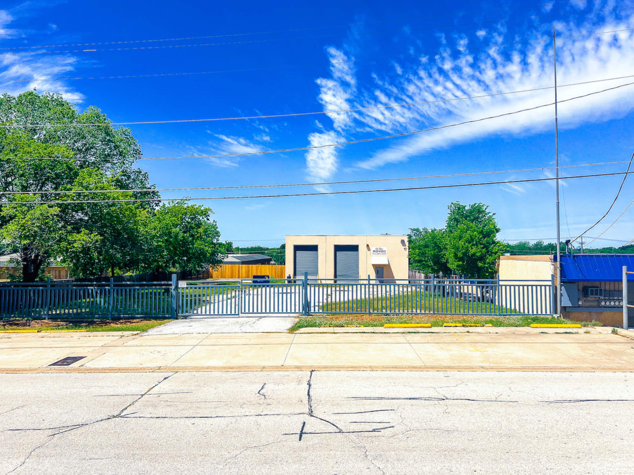 Fenced In Office/Warehouse Single Tenant