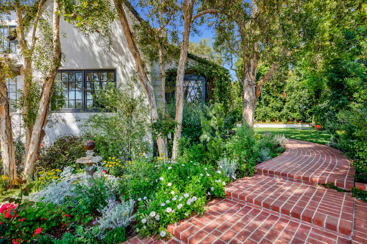 From ice bath to blood bath California struggles with inventory