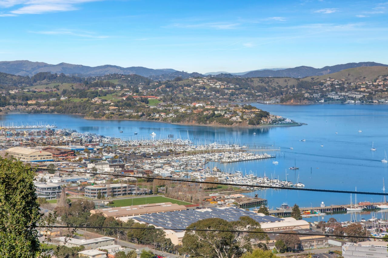 Sausalito Luxury Real Estate Nadine & Camara Team