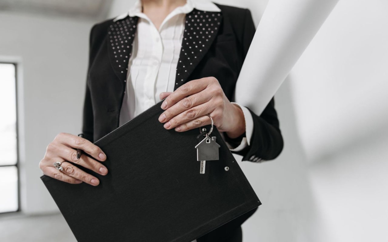 How to Confidently Choose a Realtor to Work With