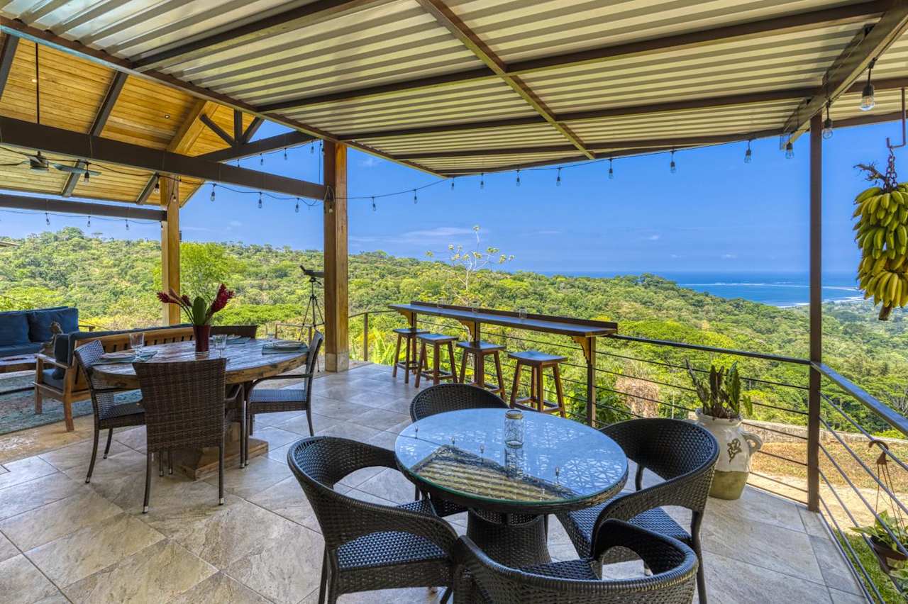 Hill Top Luxury Home with Outstanding Ocean Views
