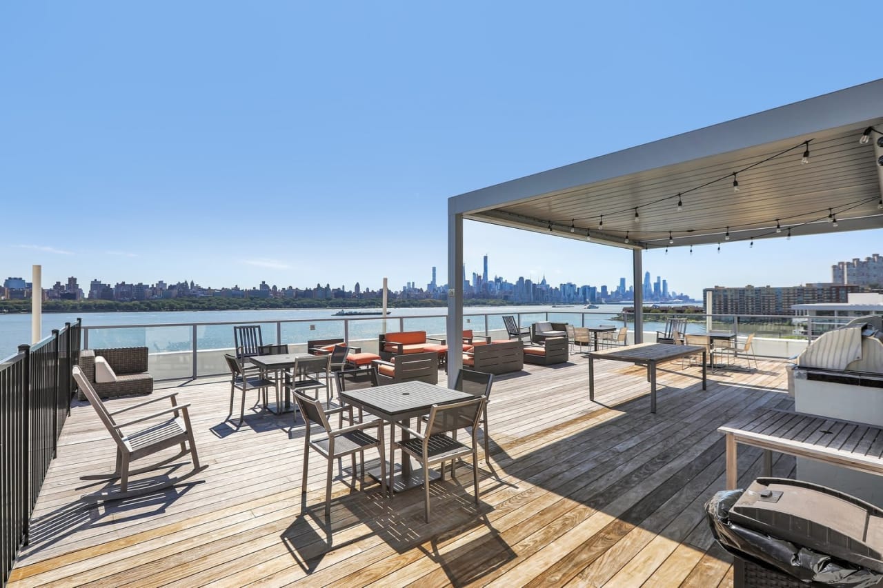 The Pearl | Edgewater