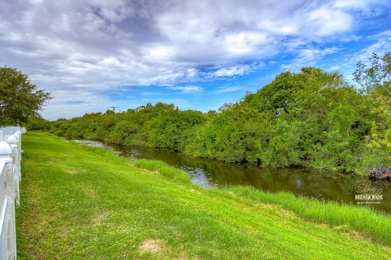 SOLD 8718 SANDY PLAINS DRIVE