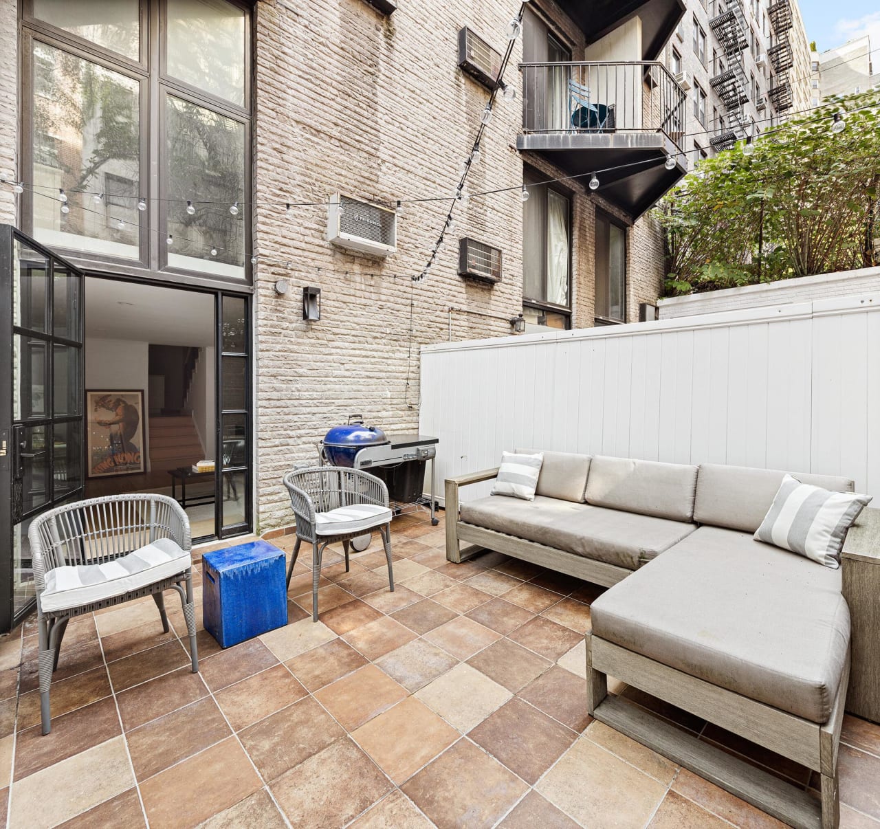 435 E 86TH Street Unit: GC