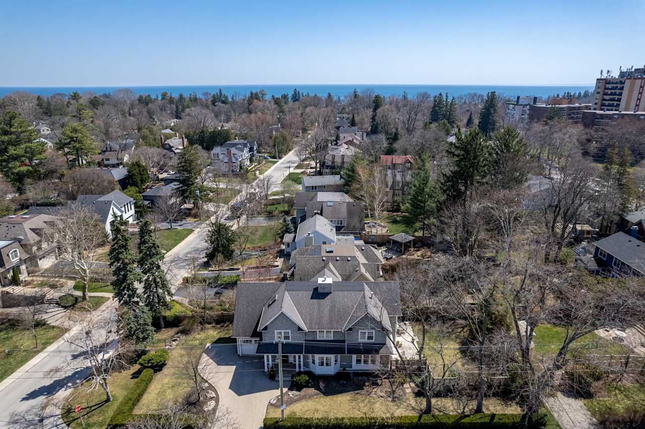 Olde Oakville 166 Watson Avenue