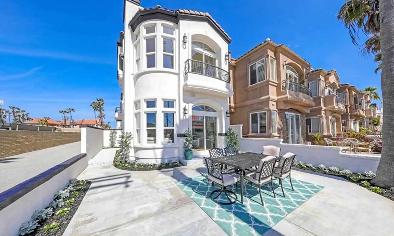 WaveCrest Real Estate MLS listings in Corona Del Mar. Named the Top