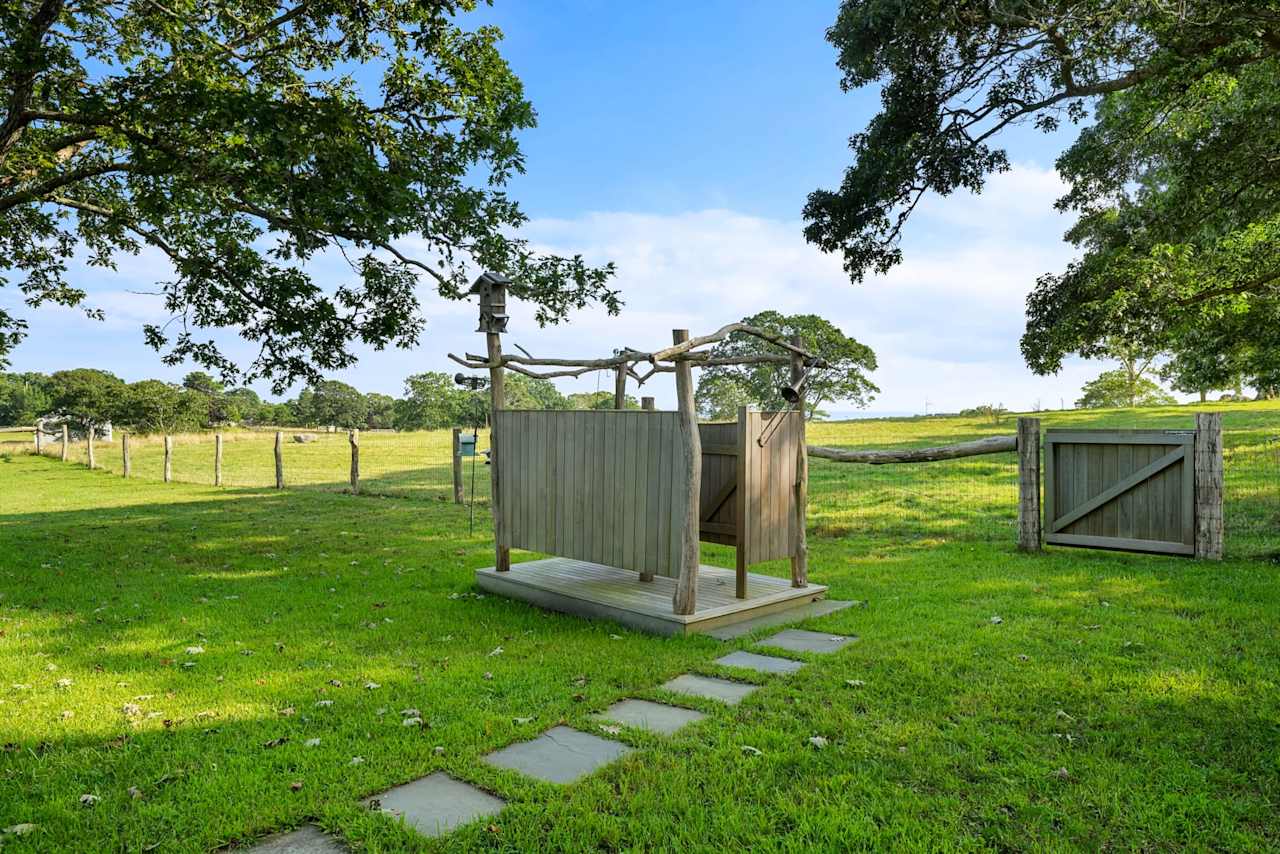 Idyllic Chilmark Farm