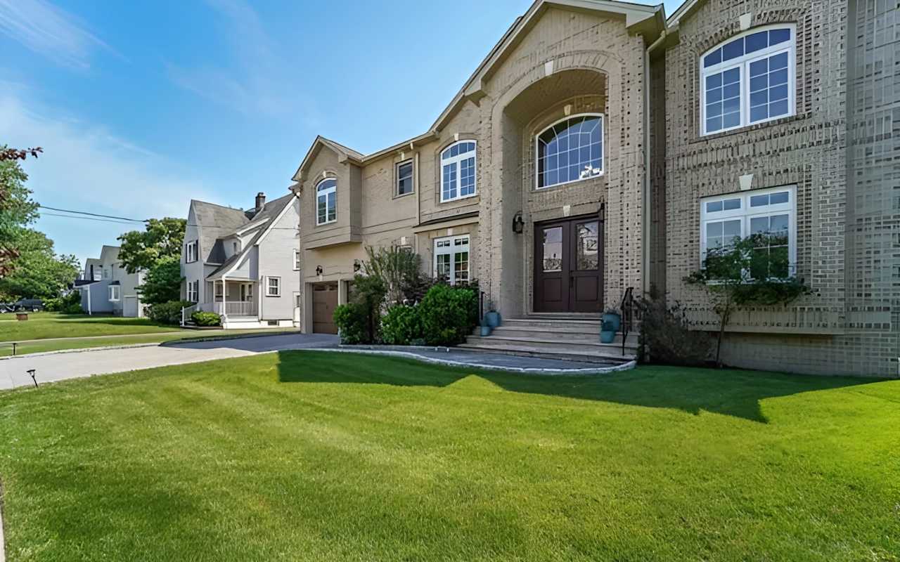 Discovering Your Ultimate Exclusive Neighborhood | Blog | Align Luxury