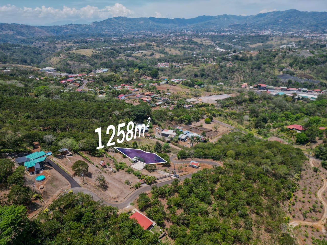  La Ceiba Lot 1 | Panoramic Views and Refreshing Microclimate