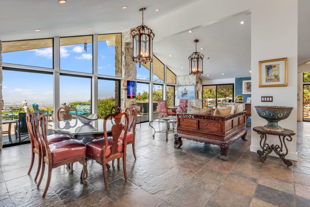 6 Maverick Lane Suzanne Dyer Rolling Hills Estates Real Estate Agent