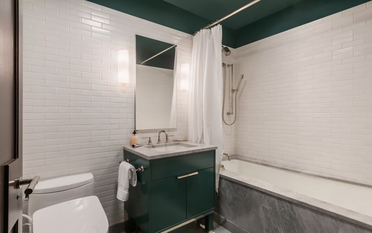 150 Charles Street Unit: 8-AN