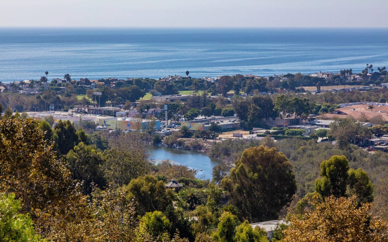 Serra Retreat Ocean View Estate