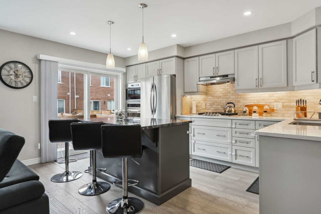 Beautifully upgraded townhome