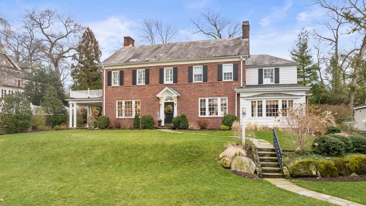49 Park Slope, Ridgewood