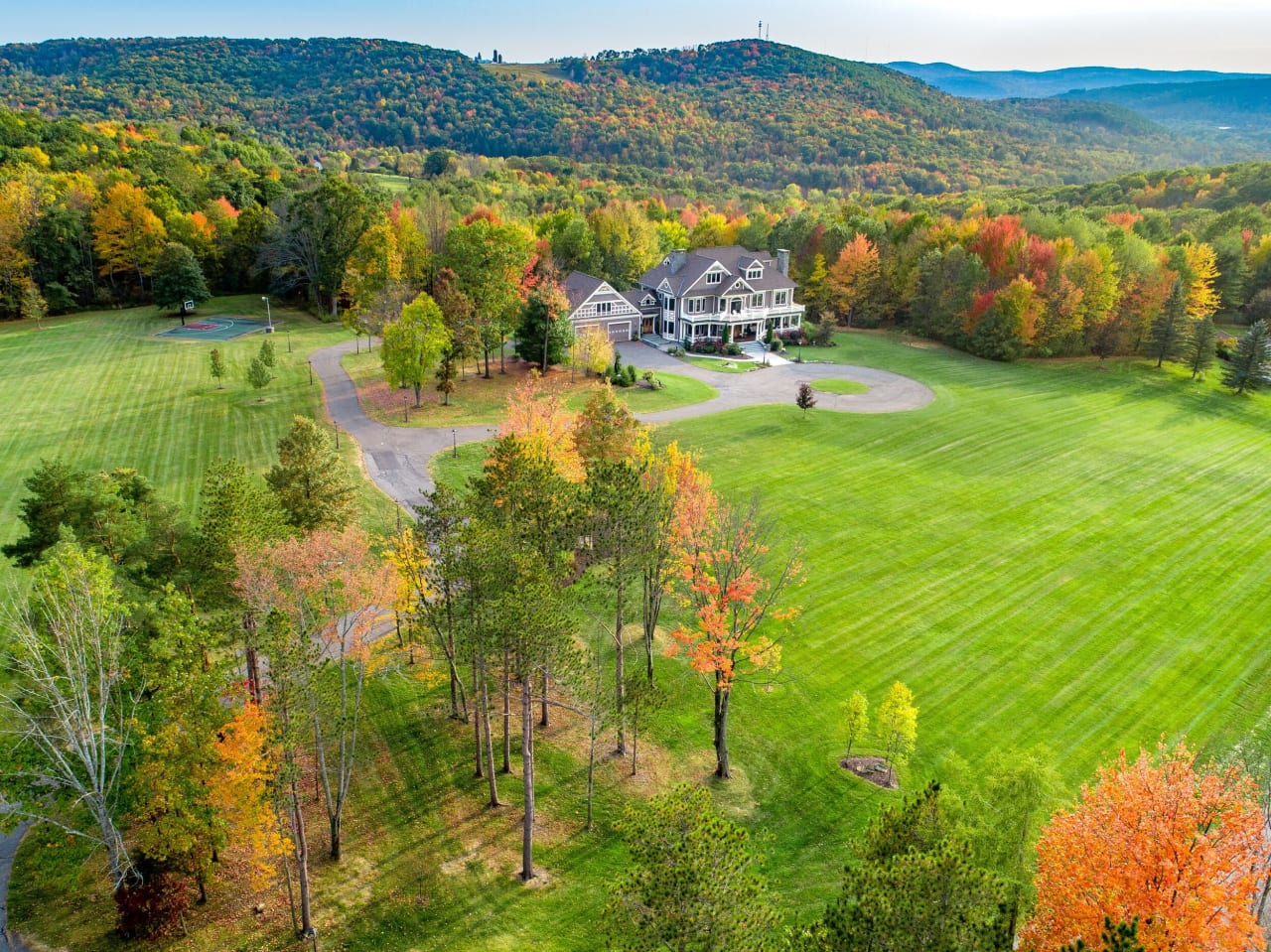 Upstate New York Estate Michael DeRosa Exchange Kelli Ide Kelli Ide New York Real Estate Agent