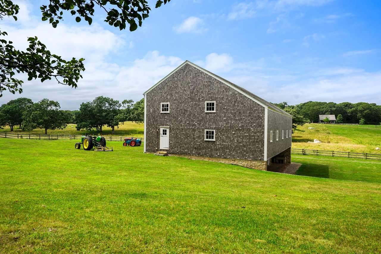 Idyllic Chilmark Farm