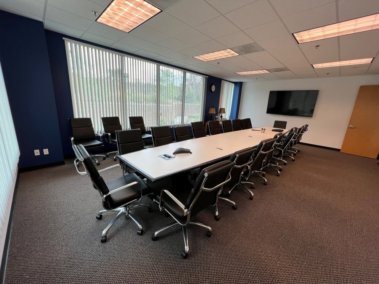 815C Camarillo Springs Rd Camarillo, CA 93012 Commercial The