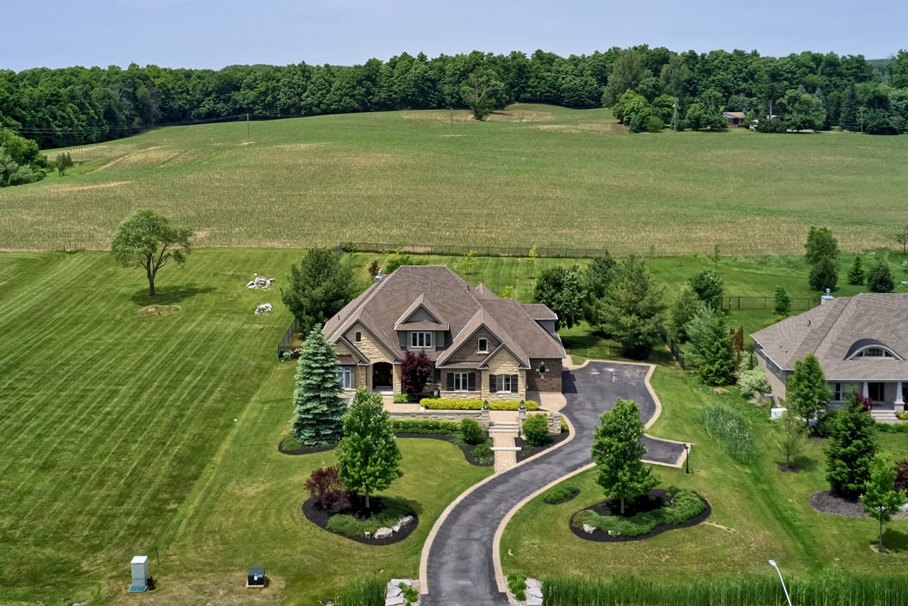 27 Old Ruby Lane Oakville, ON N0B 2J0 Goodale Miller Team