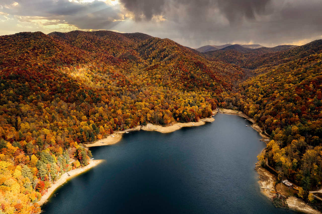 Nantahala Lake Area Guide