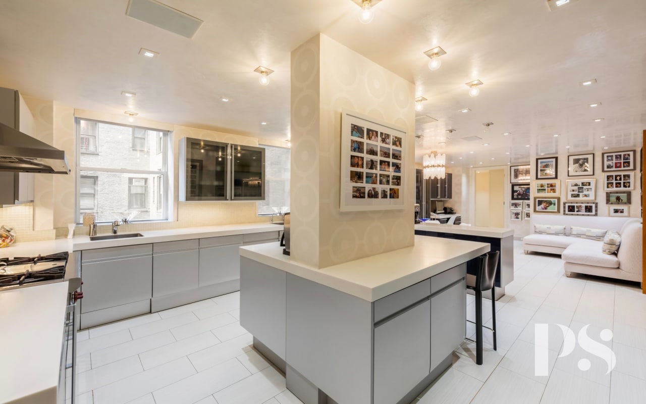 941 Park Avenue Unit: 4/5-A