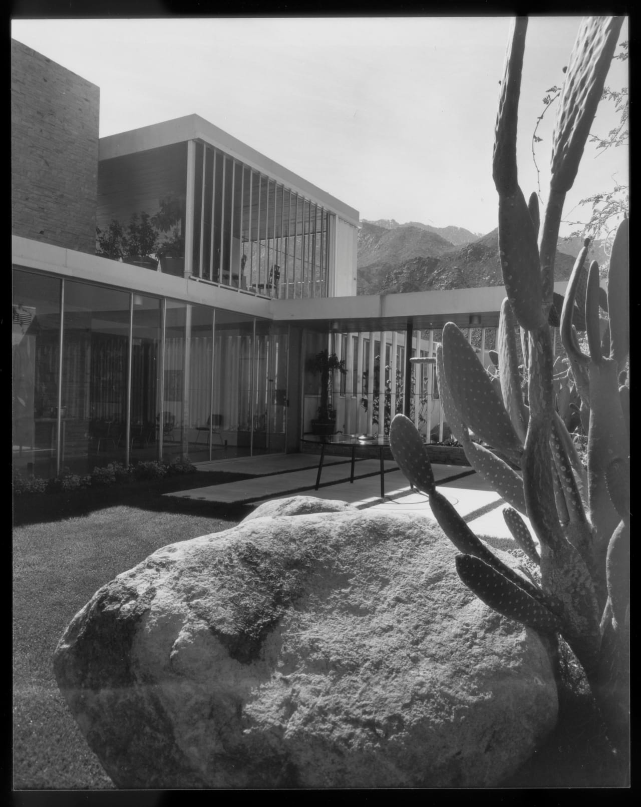 The Kaufmann Desert House designed by Richard Neutra