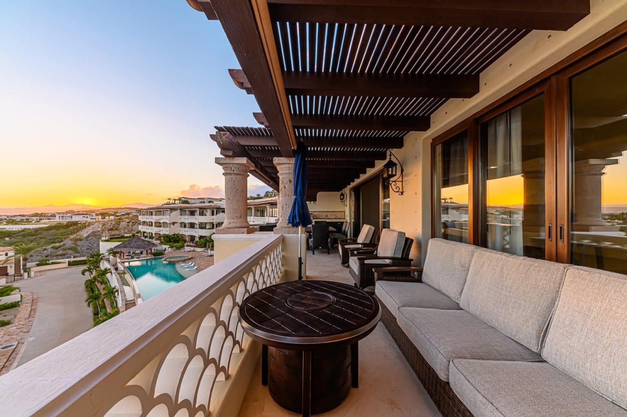  El Encanto Penthouse w/ Garage Phase II Olas 302, San Jose del Cabo