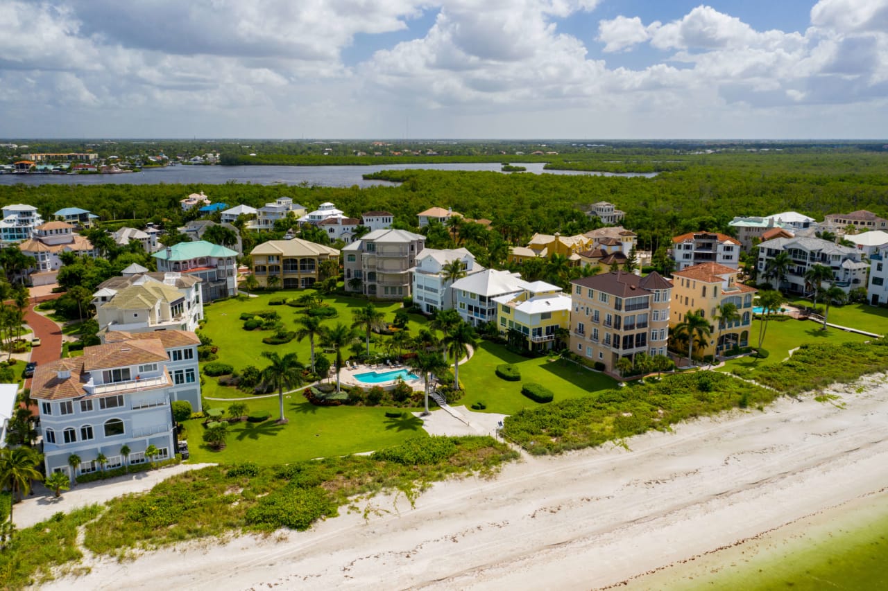 Barefoot Beach