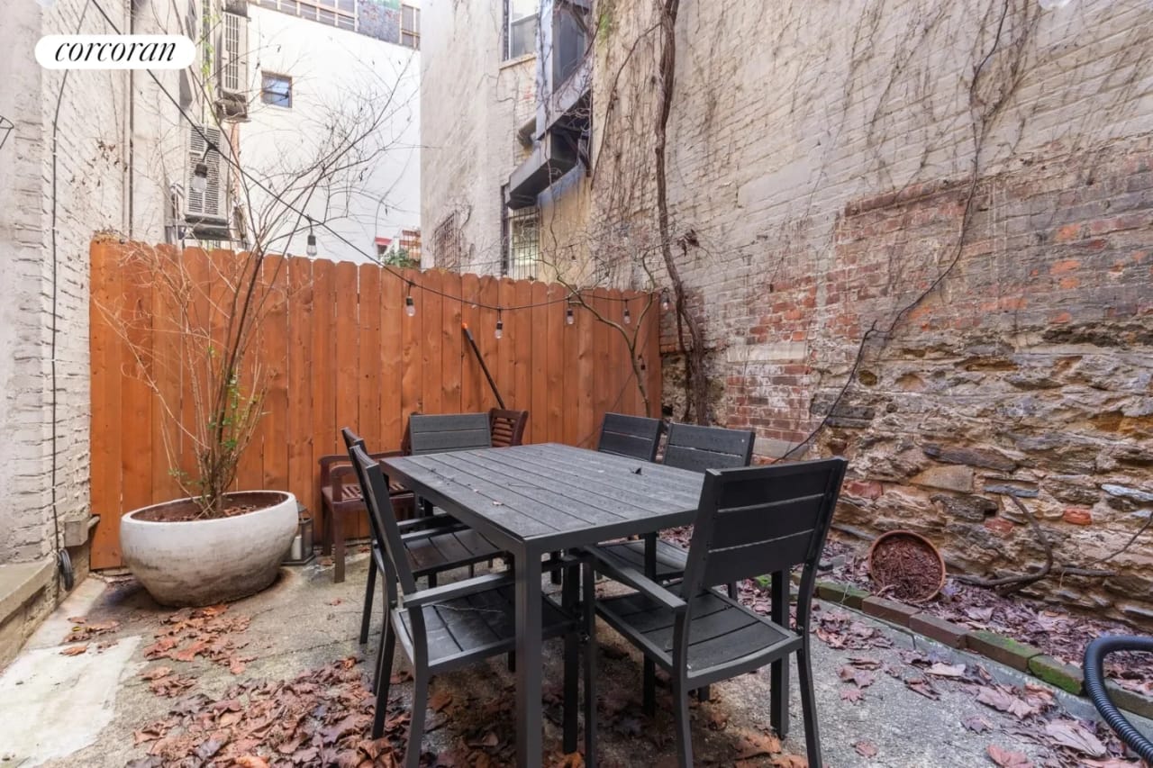 205 West 22nd Street, Unit: LD