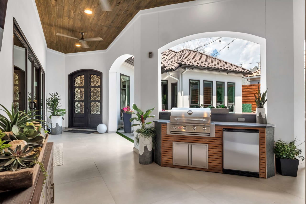 4005 Prestonwood Drive