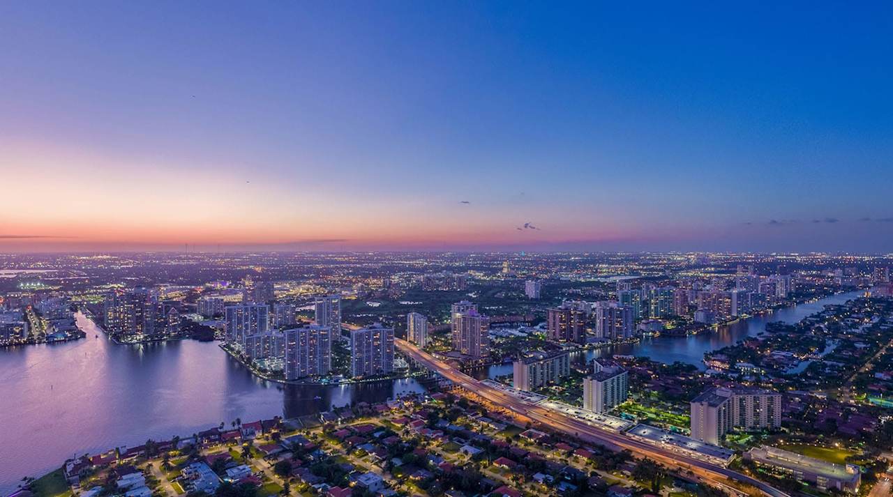 St. Regis Residences, Sunny Isles Beach