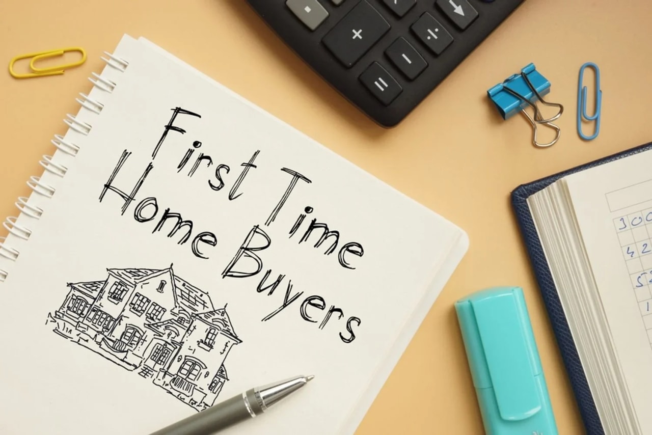 Mastering the Market: Key Tips for First-Time Home-Buyers in a Tight Market